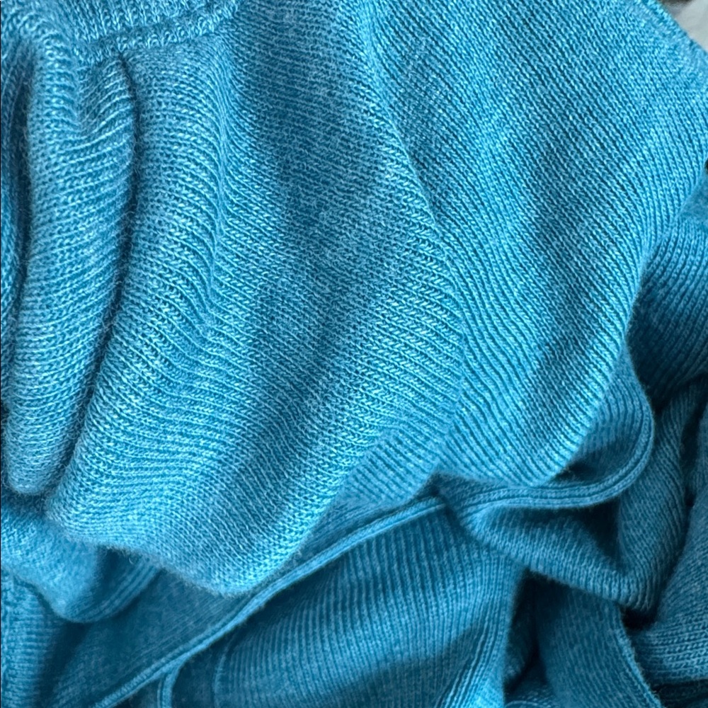 Teal Long Sleeve Button-Up Top - Picture 13 of 13